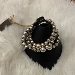 UNO de 50 Silver Beaded Bracelet